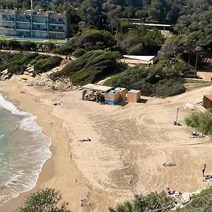 https://espectacular-dplex-con-vistas-al-mar.catalonia-hotels.com